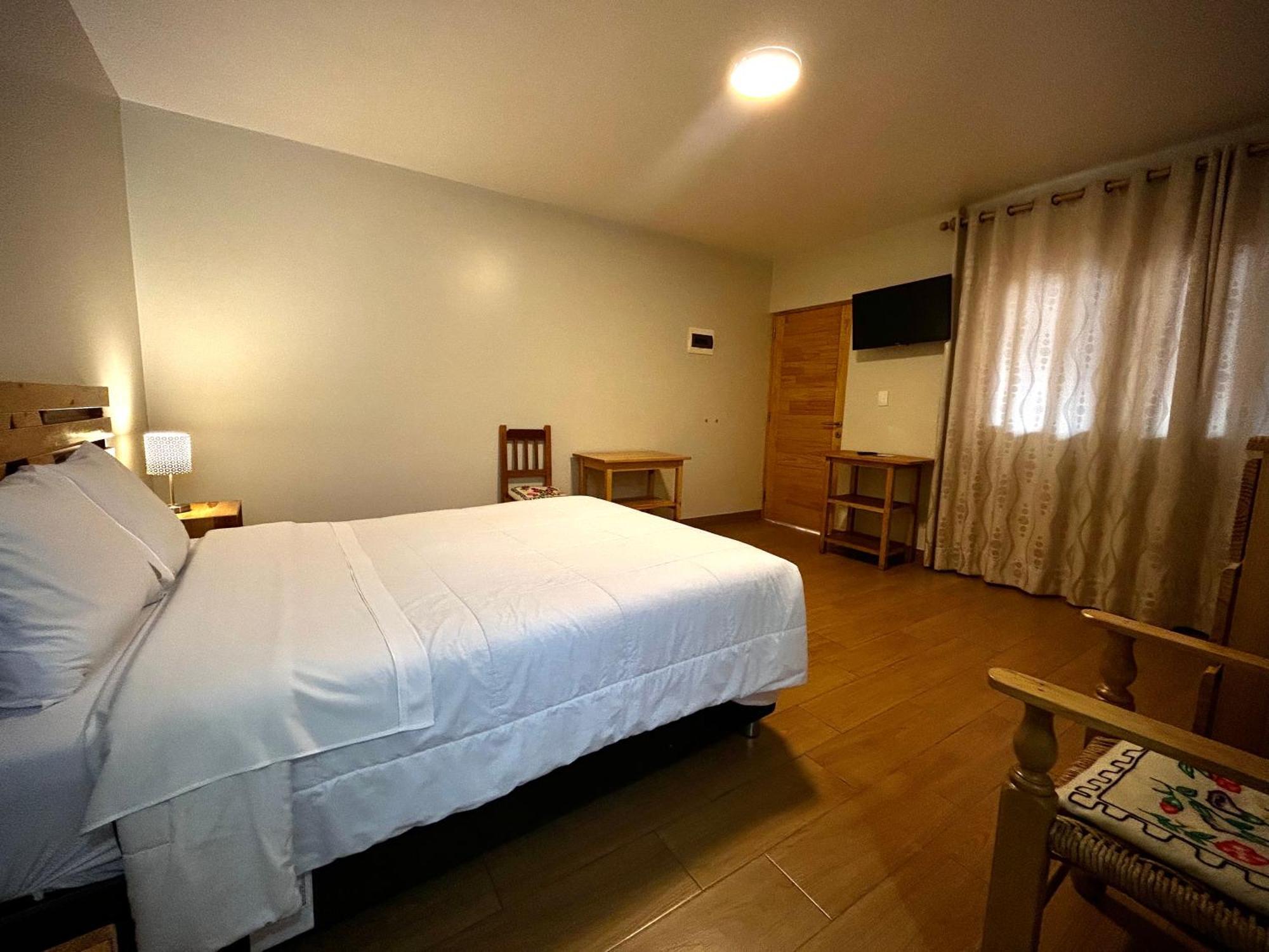 Yungay Alpamayo Casa Hotel - Restaurante מראה חיצוני תמונה
