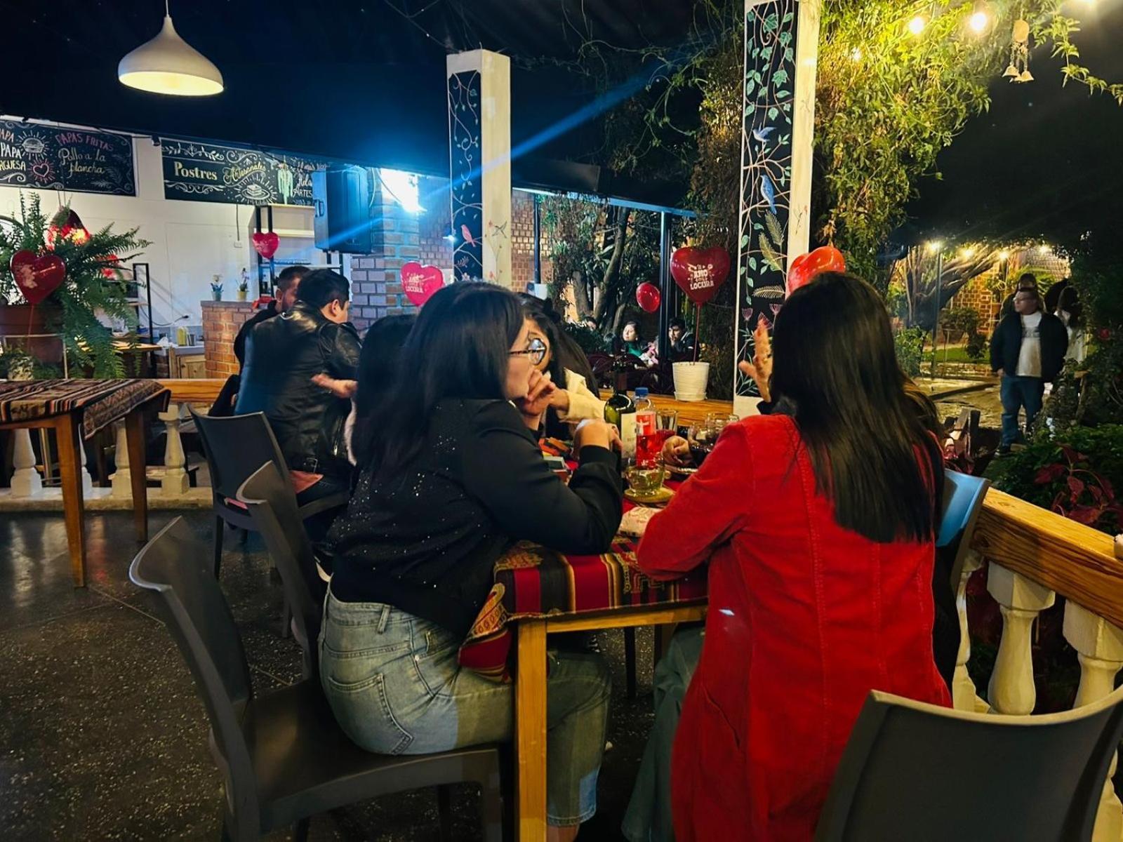 Yungay Alpamayo Casa Hotel - Restaurante מראה חיצוני תמונה